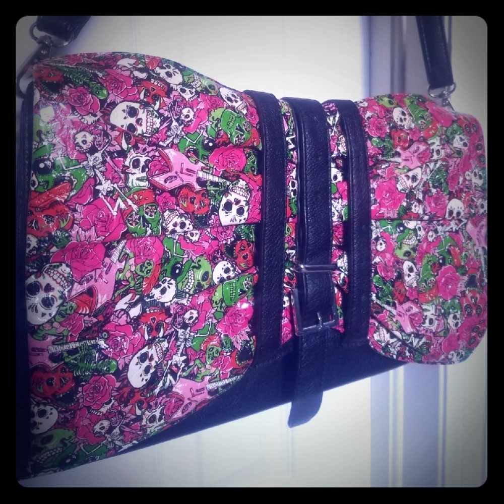 Crossbody purse